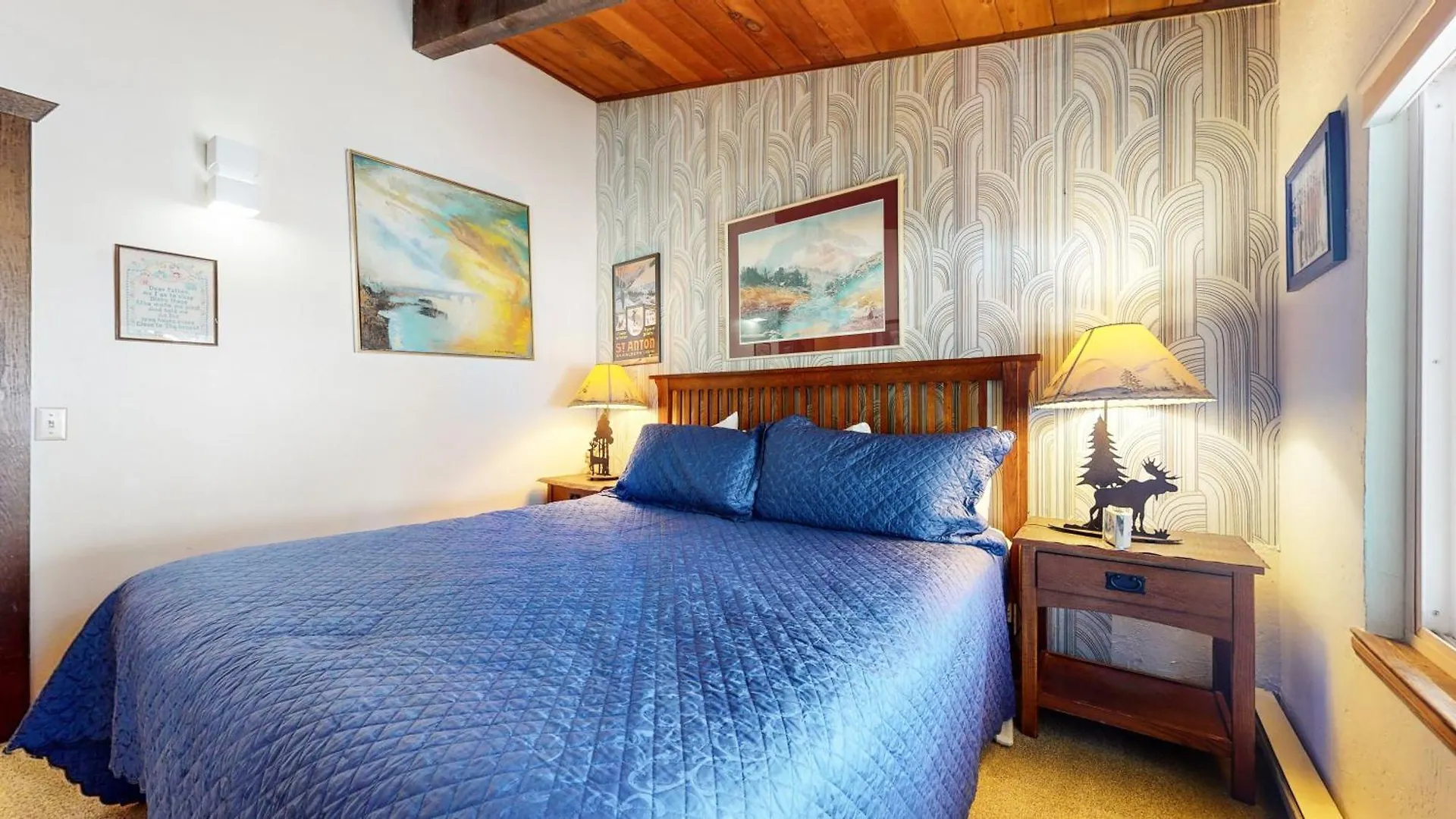 Mammoth Estates 3 Bdrm Condos - Walking Distance To The Village Gondola Station Mammoth Lakes Apartment