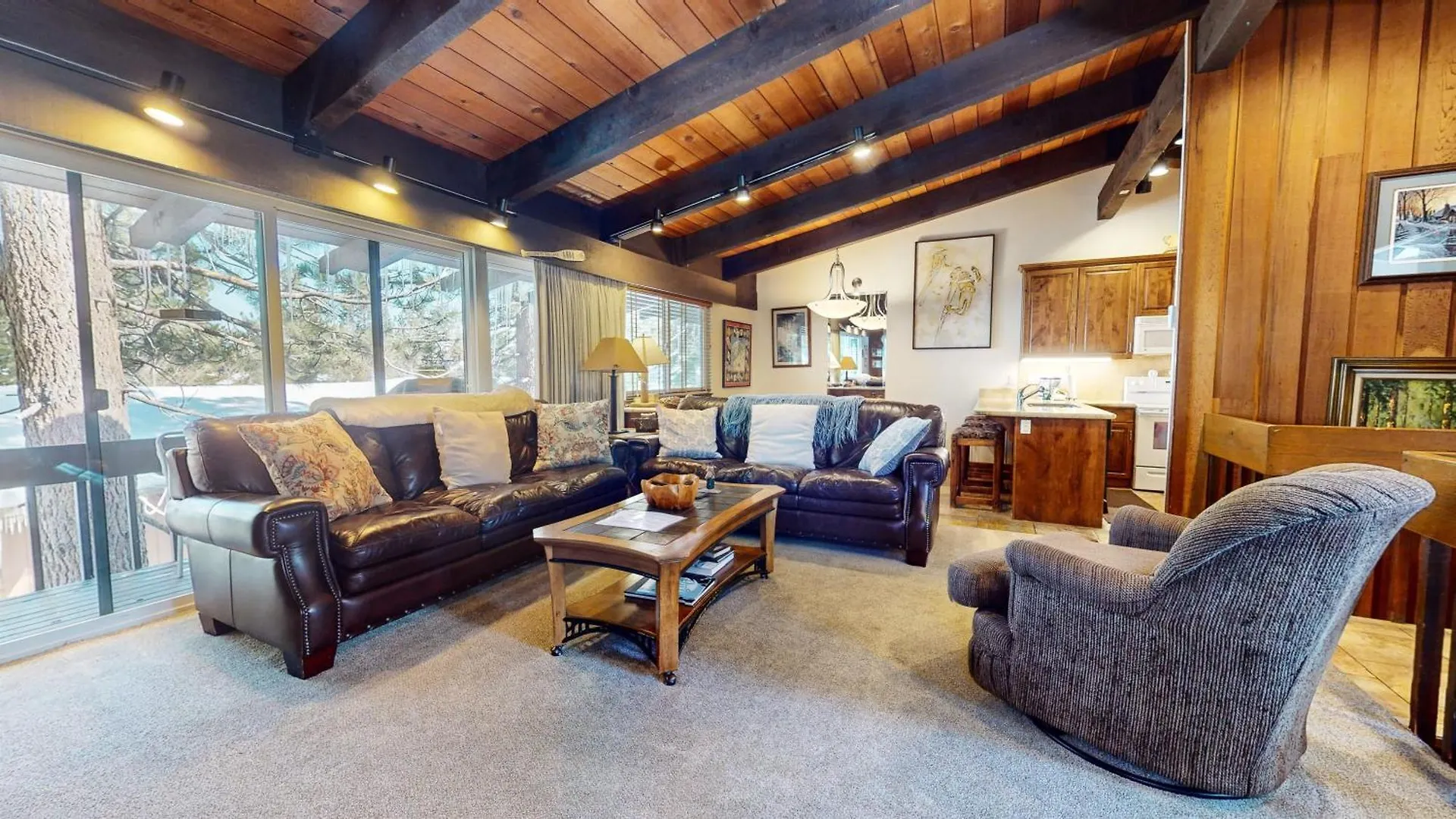 Mammoth Estates 3 Bdrm Condos - Walking Distance To The Village Gondola Station Mammoth Lakes Apartment